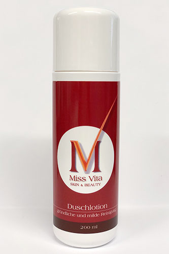 Die seifenfreie Miss-Vita Duschlotion bietet eine gründliche, milde Reinigung. Mineralien aus dem Toten Meer, Allantoin und Bisabolol beruhigen die Haut.